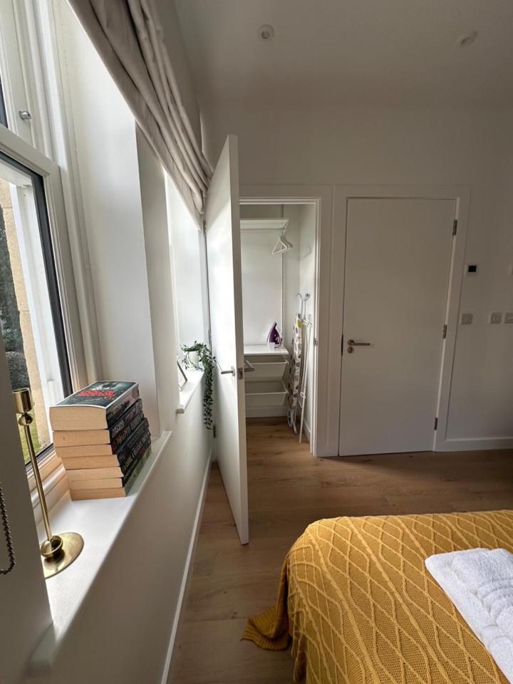 Contemporary Pied A Terre In The Heart Of Bath Apartman Kültér fotó